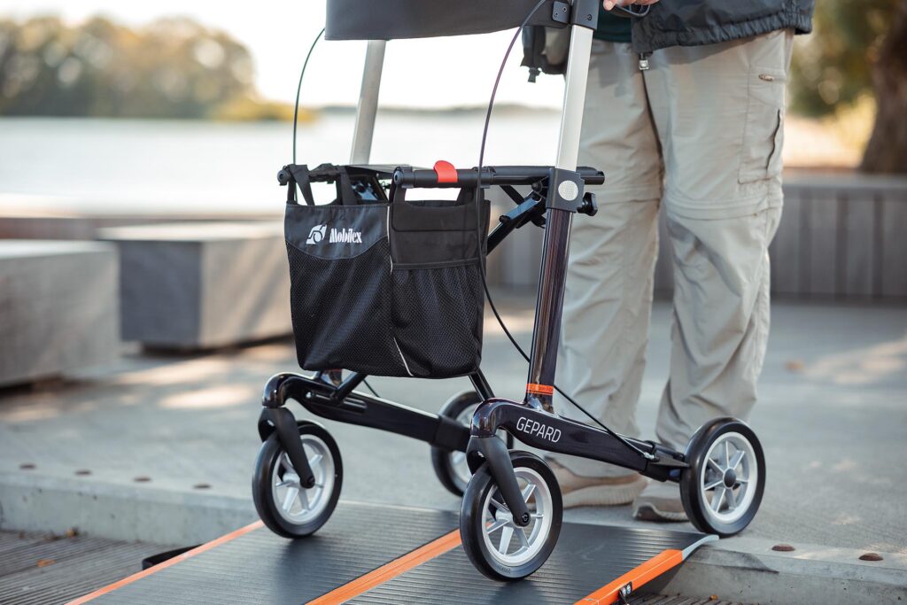 Gepard_purple_soft_cb-ramp_outside1_low